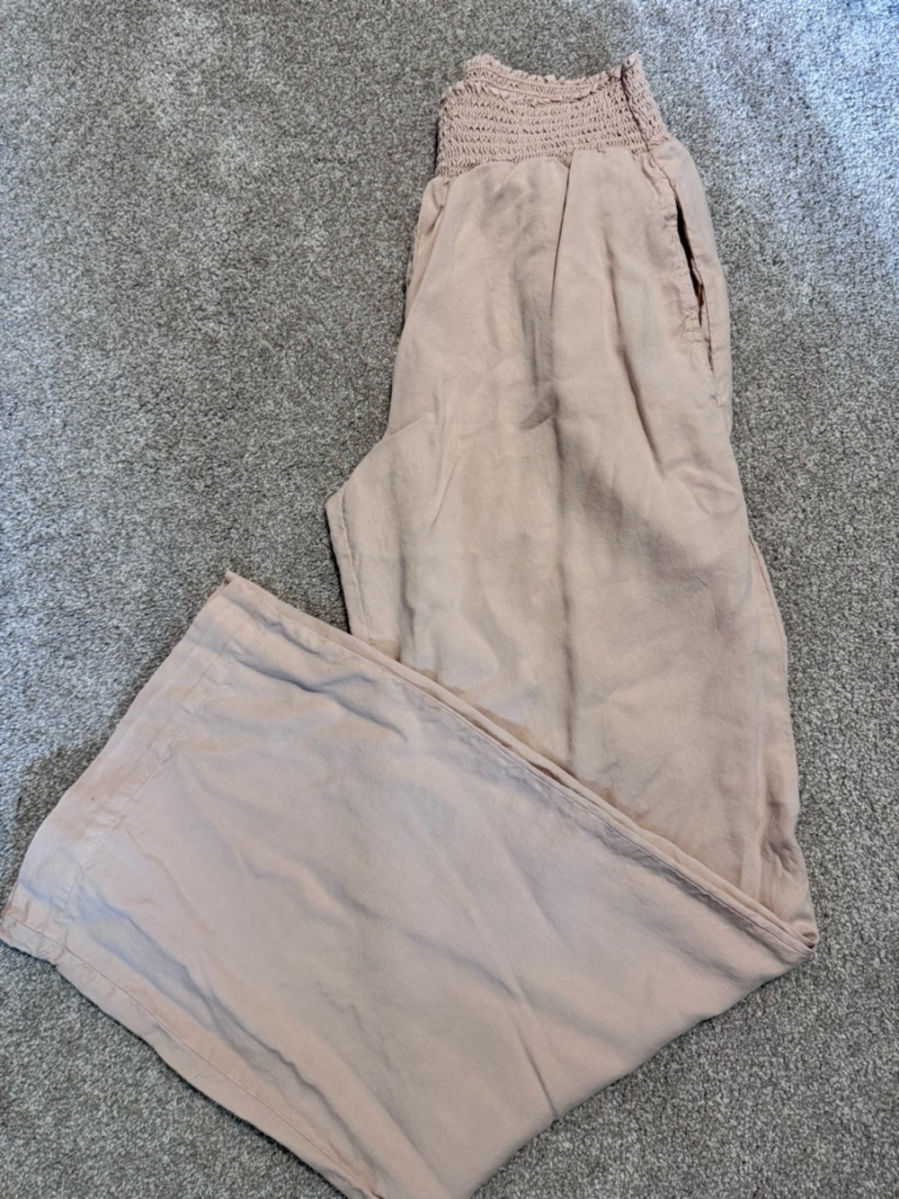 cloth & stone Wide Leg Smocked Waist Pants - Light Taupe
